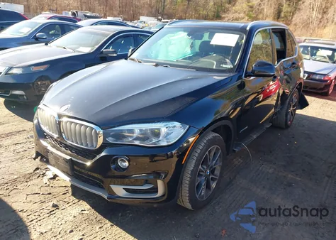 2015 BMW X5 xDrive35I z USA, uszkodzony, nr VIN 5UXKR0C51F0P14815